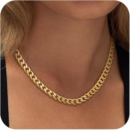 Collar de oro minimalista