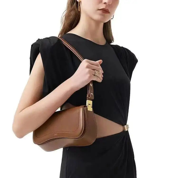 CELINEA™ Bolso baguette con diseño geométrico
