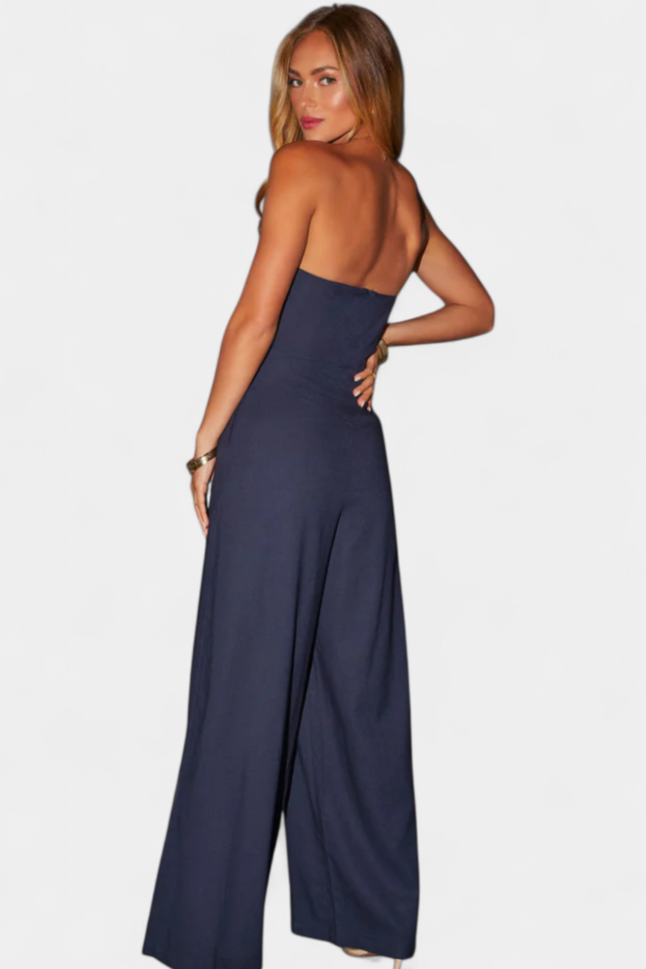 Mono elegante sin mangas