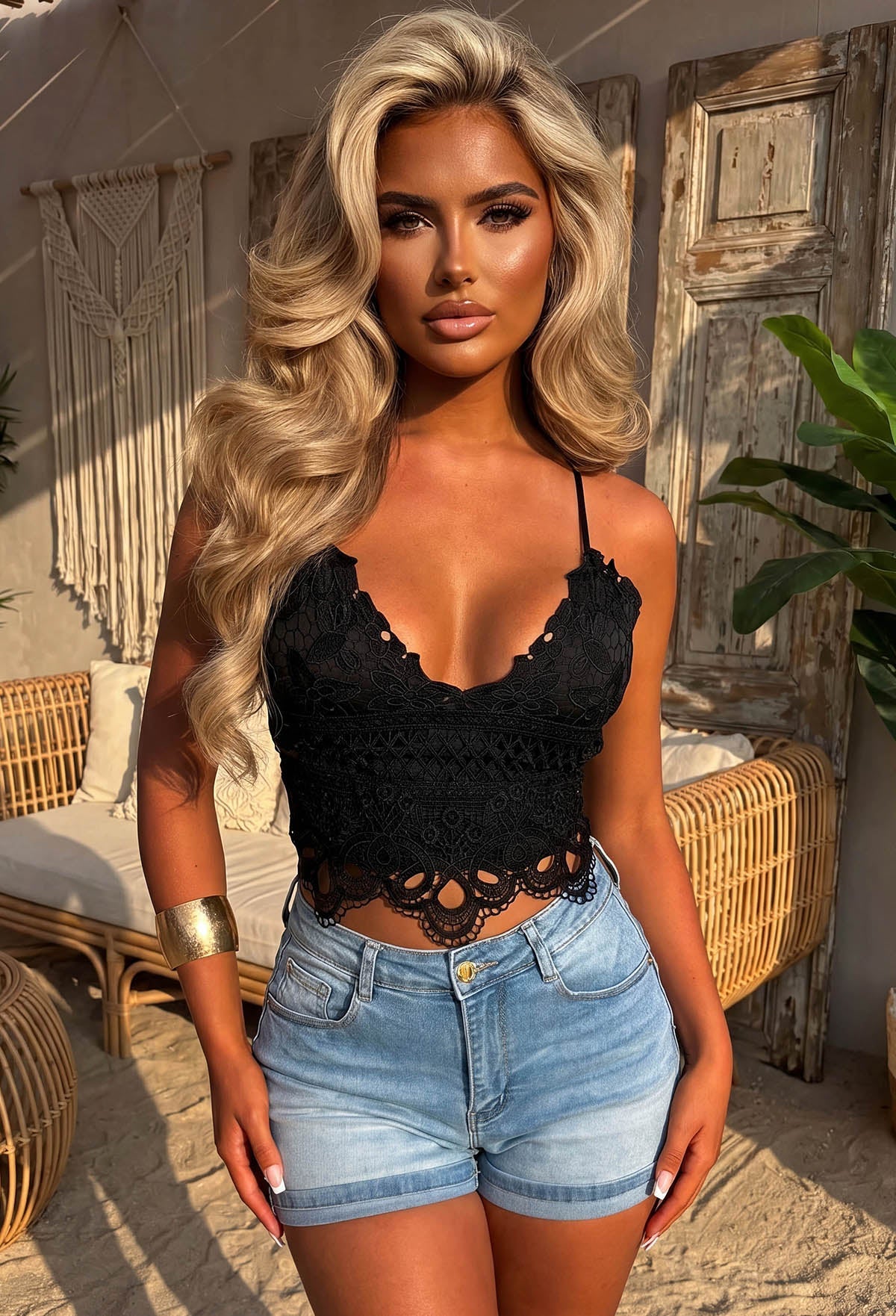 Bralette Negro de Crochet Becky