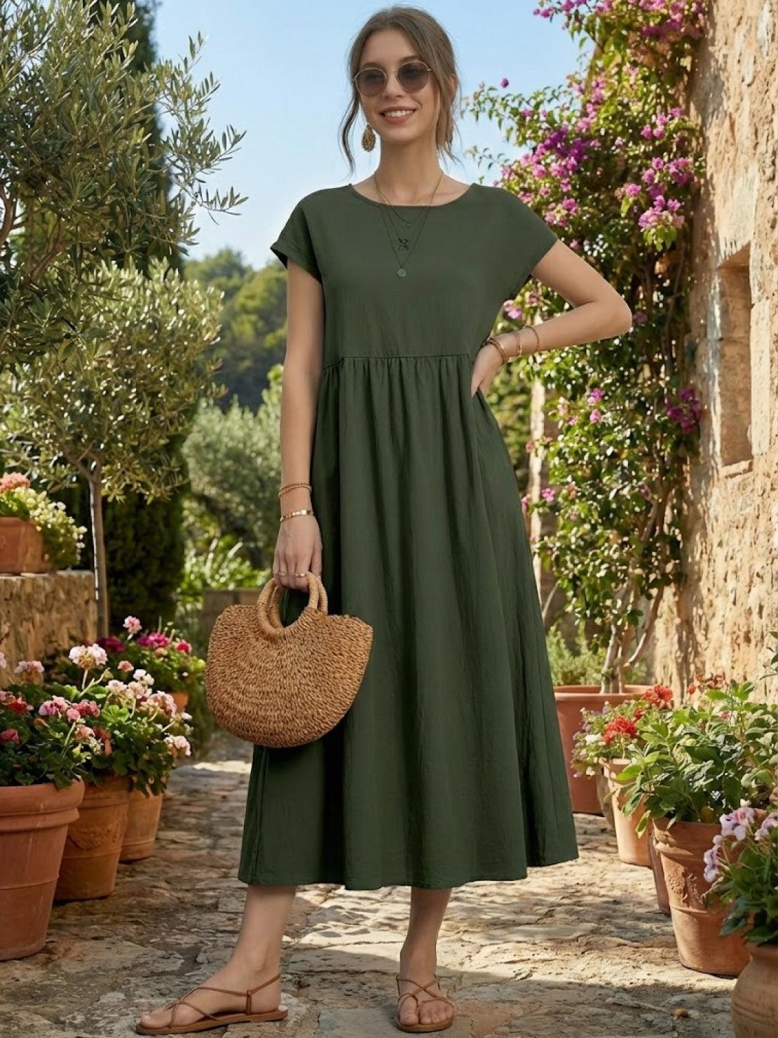 Vestido midi plisado con mangas tipo cap y volumen