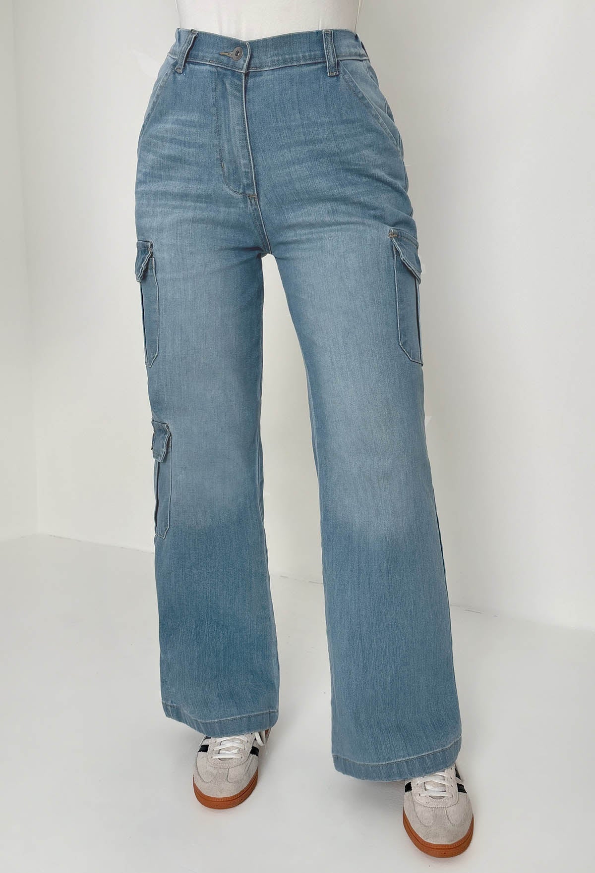 Denim Revolution Azul Medio Denim Cargo Jeans de Pierna Ancha con Elastano