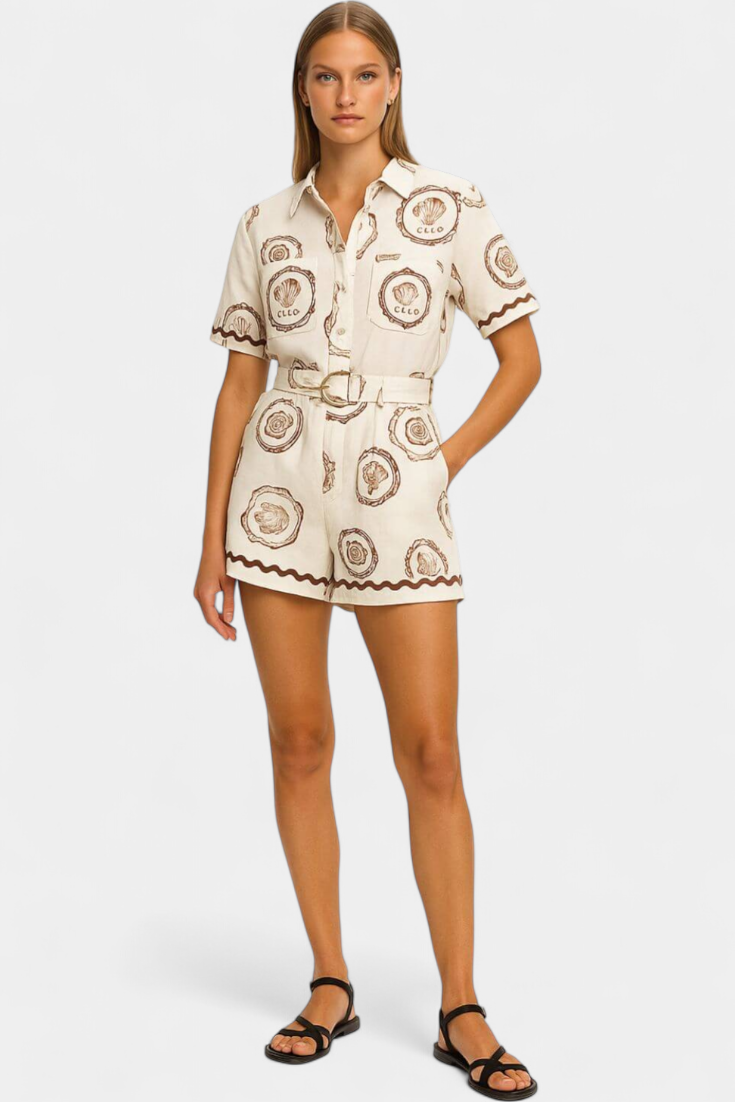 Camiseta Seashell Mono con Detalle de Concha y Botones