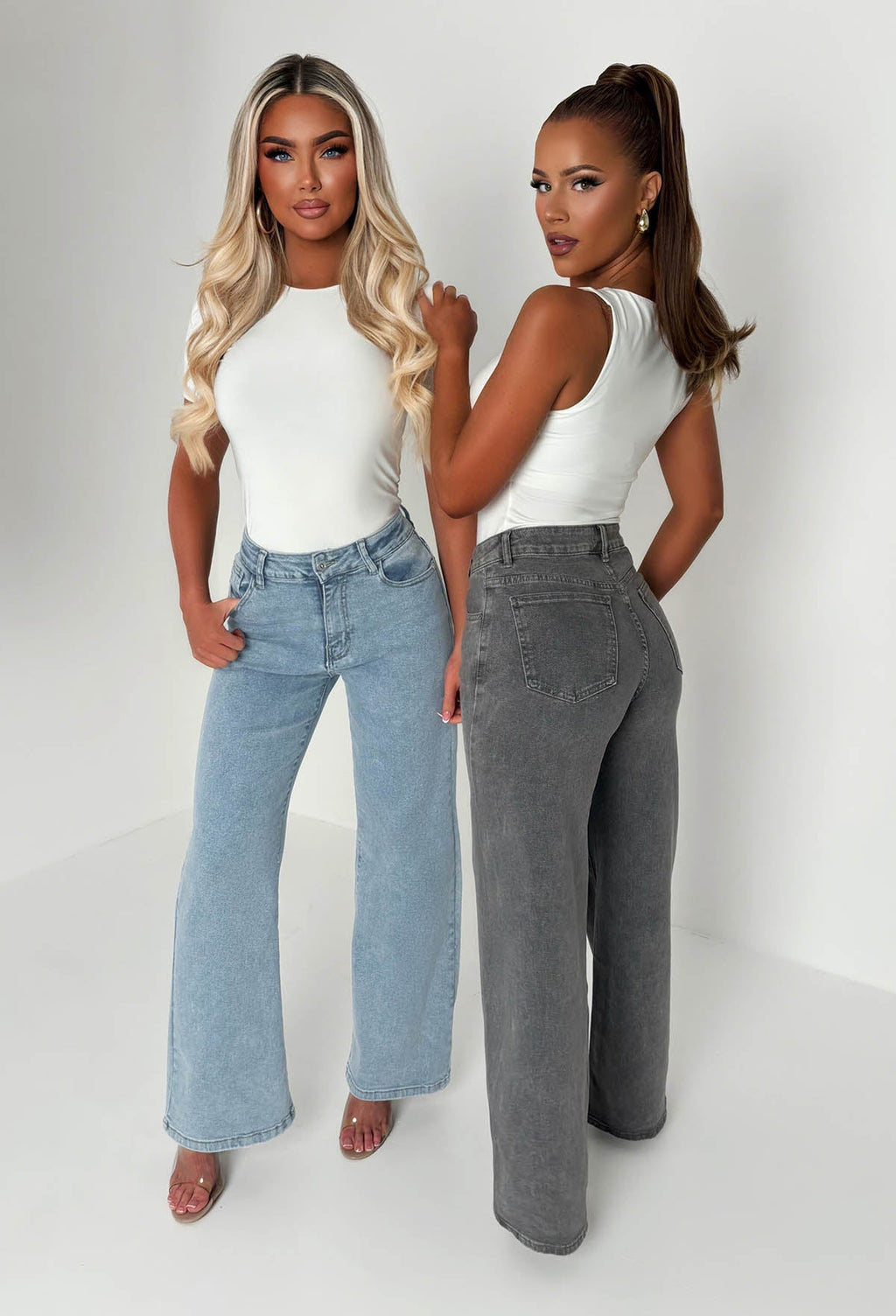 Rae Gris Jeans Acampanados de Pierna Ancha Súperelásticos